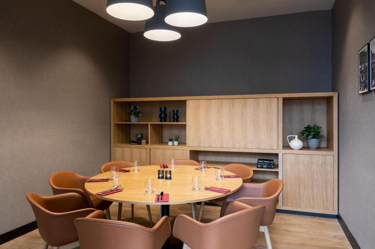 Courtyard By Marriott Glasgow Sec Exterior photo