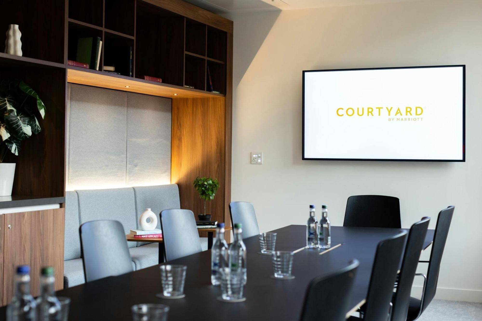 Courtyard By Marriott Glasgow Sec Exterior photo